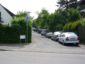 Foto: Sicht auf die Anfahrtstrasse H�ttenallee Krefeld